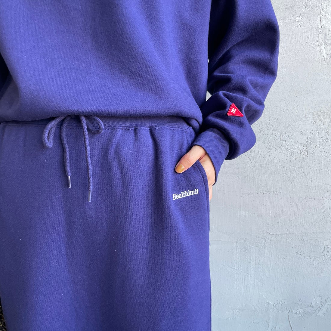 Health knit [ヘルスニット] クラシックスウェット ナローロングスカート [HR25F-L271IN-JF] NAVY &&モデル身長：158cm 着用サイズ：M&&