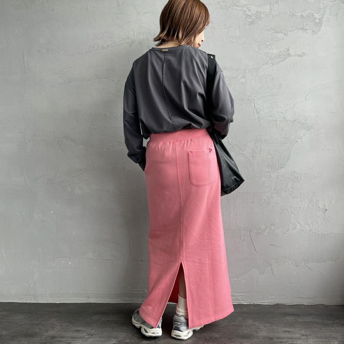 Health knit [ヘルスニット] クラシックスウェット ナローロングスカート [HR25F-L271IN-JF] PINK &&モデル身長：158cm 着用サイズ：M&&