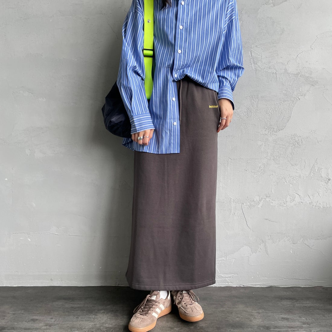 Health knit [ヘルスニット] クラシックスウェット ナローロングスカート [HR25F-L271IN-JF] CHARCOAL &&モデル身長：160cm 着用サイズ：S&&