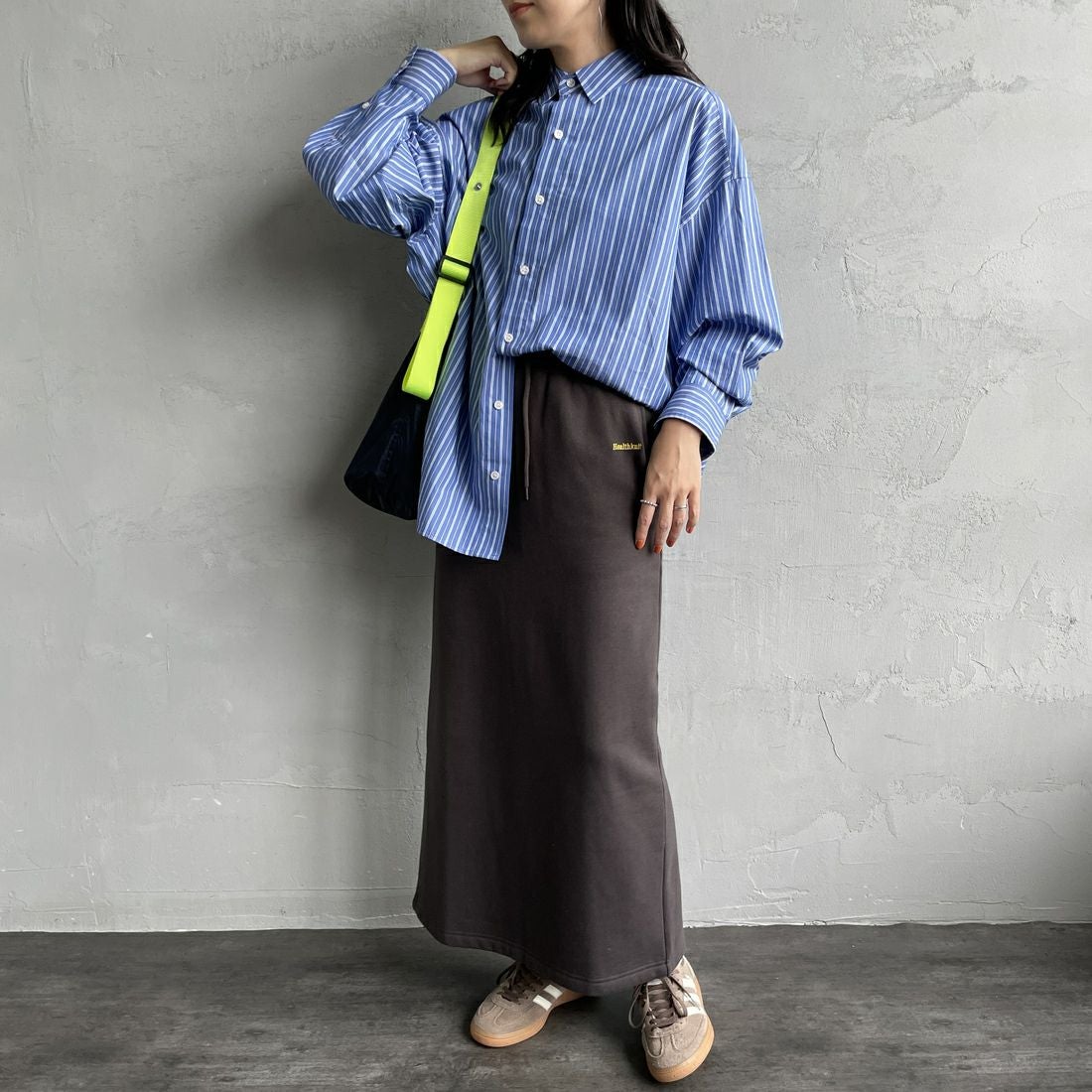 Health knit [ヘルスニット] クラシックスウェット ナローロングスカート [HR25F-L271IN-JF] CHARCOAL &&モデル身長：160cm 着用サイズ：S&&