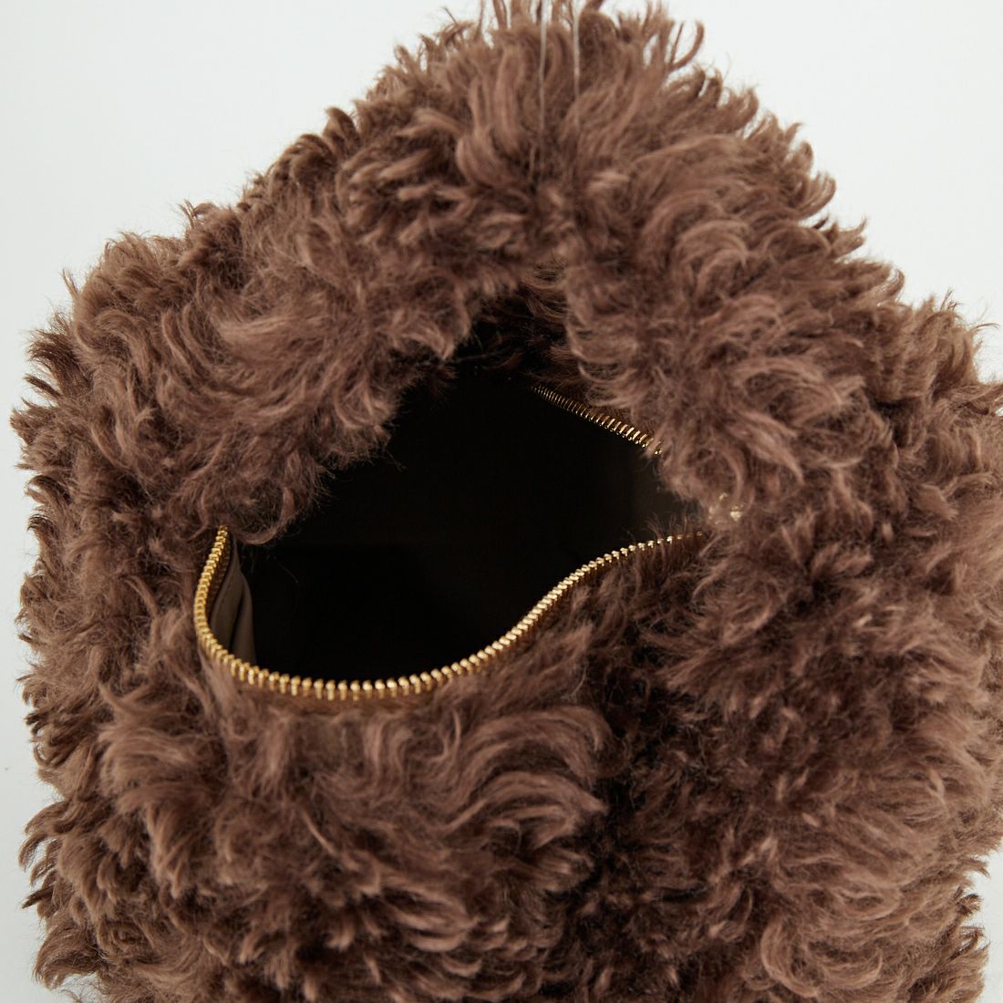 LE VERNIS [ル・ベルニ] フェイクファーマイクロバッグ [253-212506] ﾌﾞﾗｳﾝ