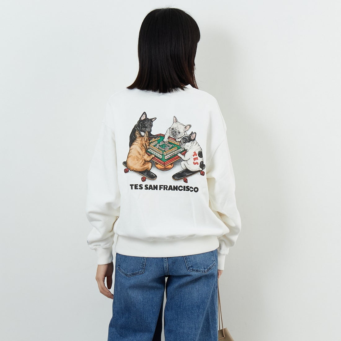 The Endless Summer [エンドレスサマー] YAKUMAN クルーネックスウェット [FH-25774325] 07 WHITE &&モデル身長：162cm 着用サイズ：S&&