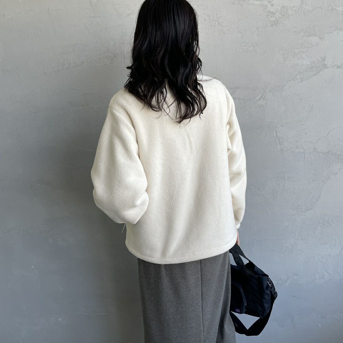 KELTY [ケルティ] 別注 クルーネック フリースカーディガン [KE254W30IN01-JF] IVORY &&モデル身長：159cm 着用サイズ：S&&