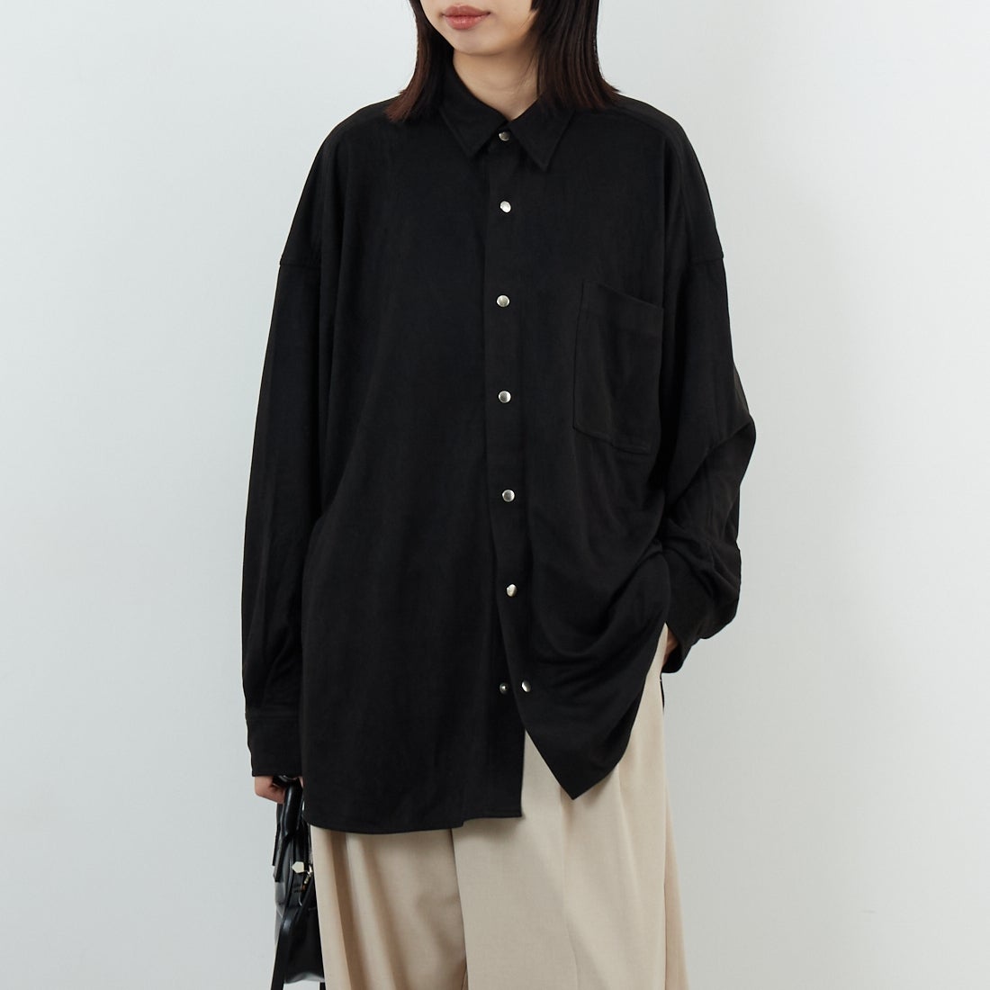 BLACK&&モデル身長：162cm 着用サイズ：F&&
