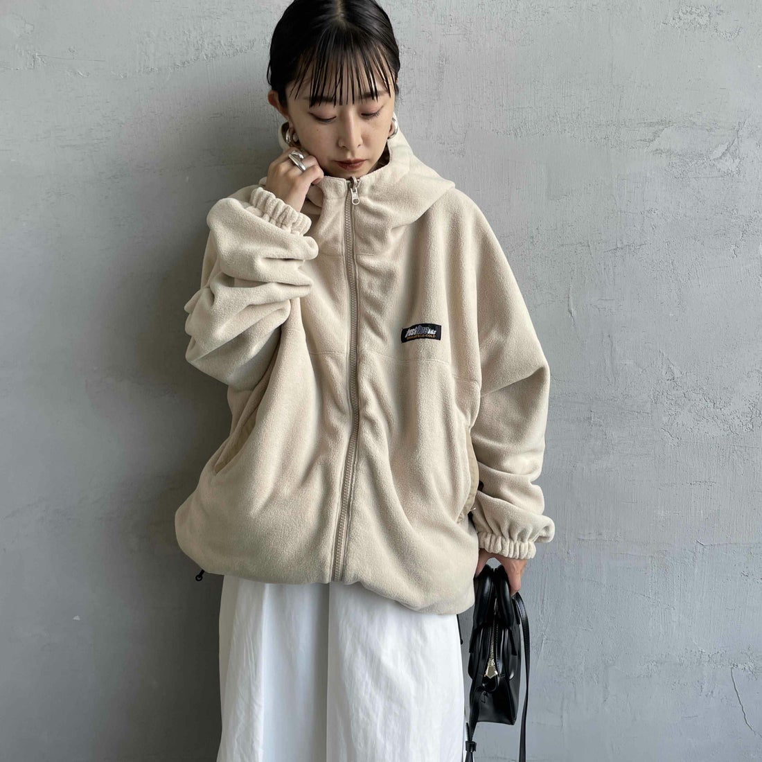 BEIGE&&モデル身長：150cm 着用サイズ：M&&