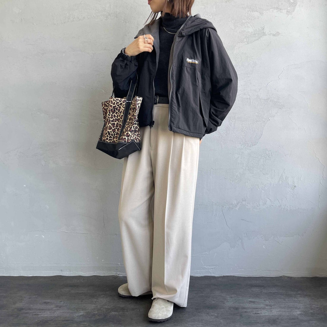 frostline [フロストライン] 別注 リバーシブルフードブルゾン [FL15-JK-IN5-JF] BLACK &&モデル身長：160cm 着用サイズ：S&&