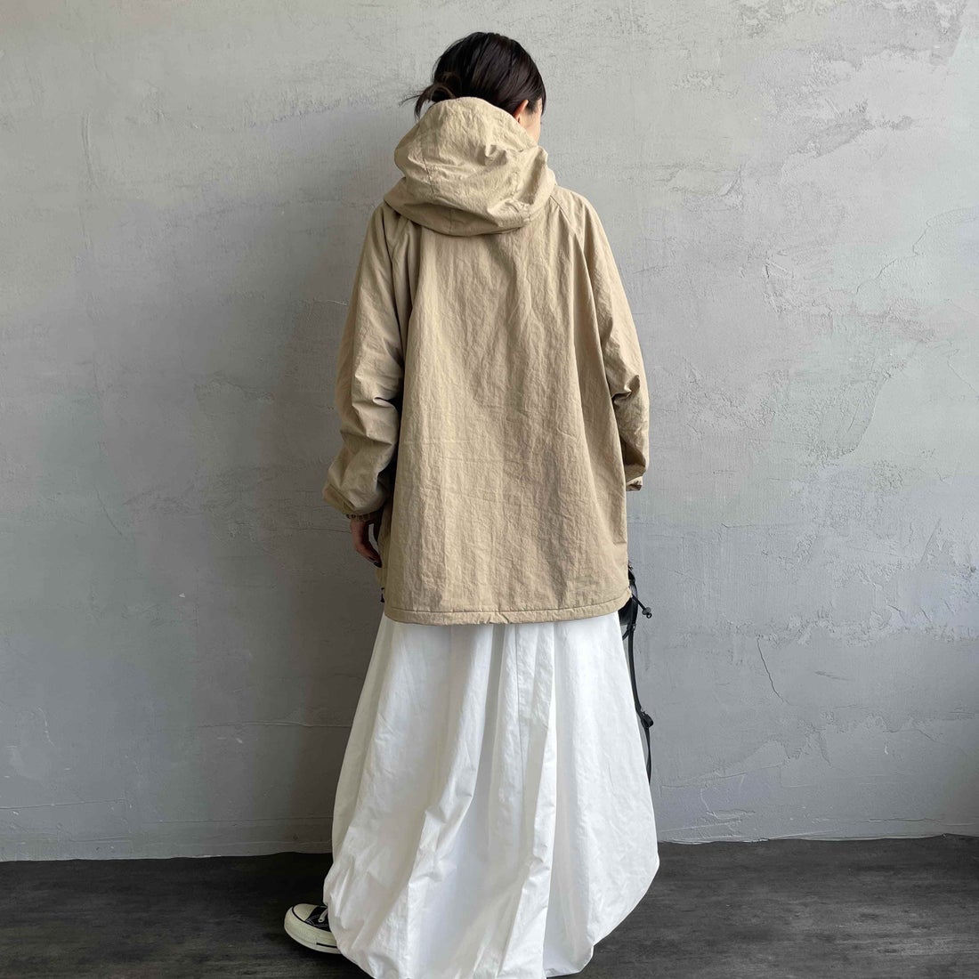 frostline [フロストライン] 別注 リバーシブルフードブルゾン [FL15-JK-IN5-JF] BEIGE &&モデル身長：150cm 着用サイズ：M&&