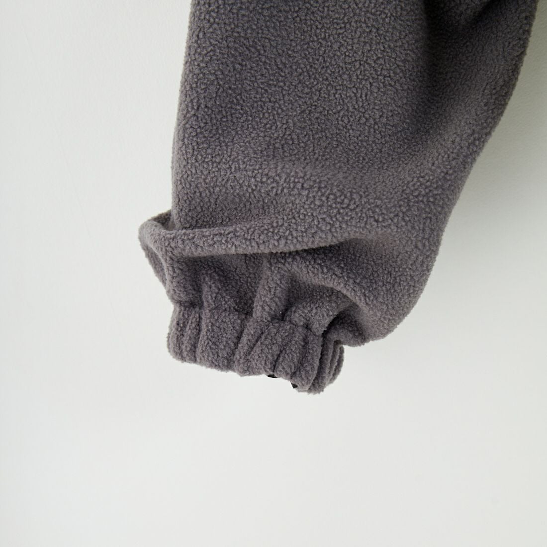 frostline [フロストライン] 別注 リバーシブルフードブルゾン [FL15-JK-IN5-JF] BLACK