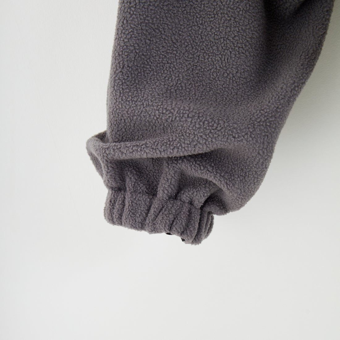 frostline [フロストライン] 別注 リバーシブルフードブルゾン [FL15-JK-IN5-JF] BLACK