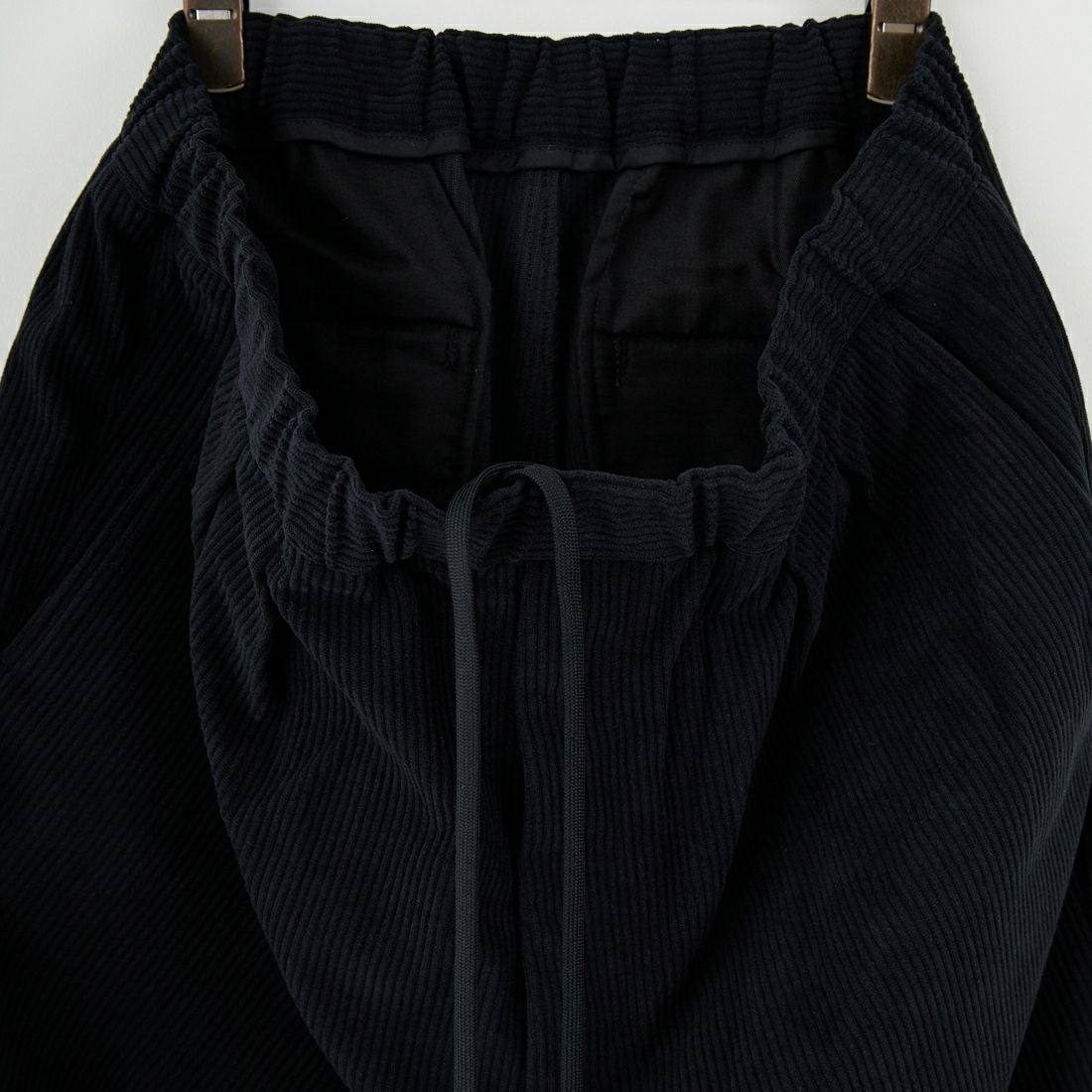 Noir Fabrik [ヌワールファブリック] トリコットコーディロイ ワイドタックイージーパンツ [NF-254-037] 61 BLK