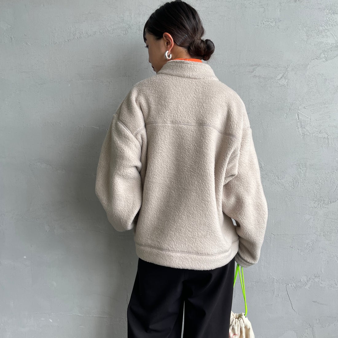 DANTON [ダントン] ダブルフェイスボア スタンドカラージャケット [DT-A0699WNN] BEIGE &&モデル身長：150cm 着用サイズ：M&&