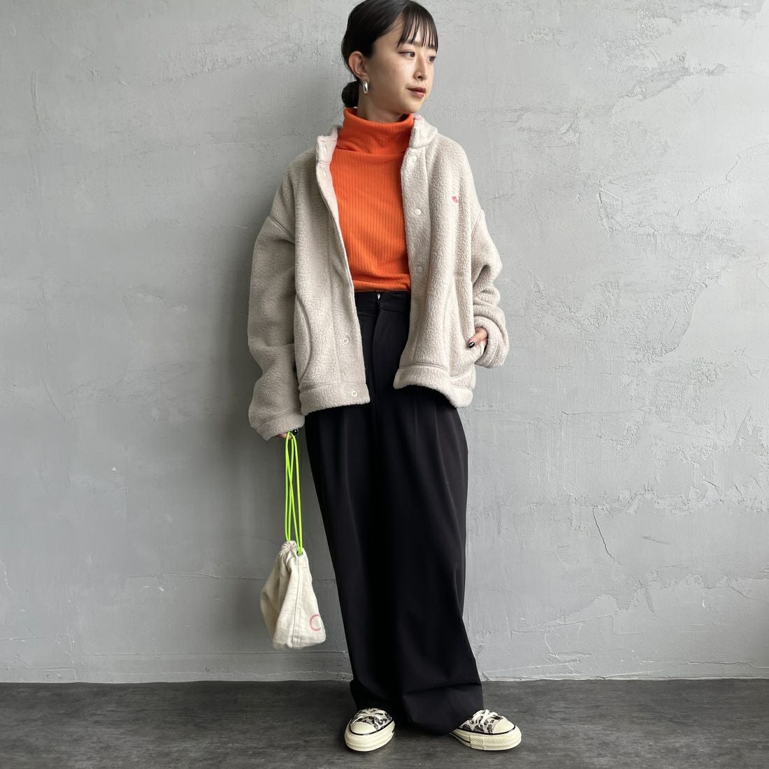 DANTON [ダントン] ダブルフェイスボア スタンドカラージャケット [DT-A0699WNN] BEIGE &&モデル身長：150cm 着用サイズ：M&&