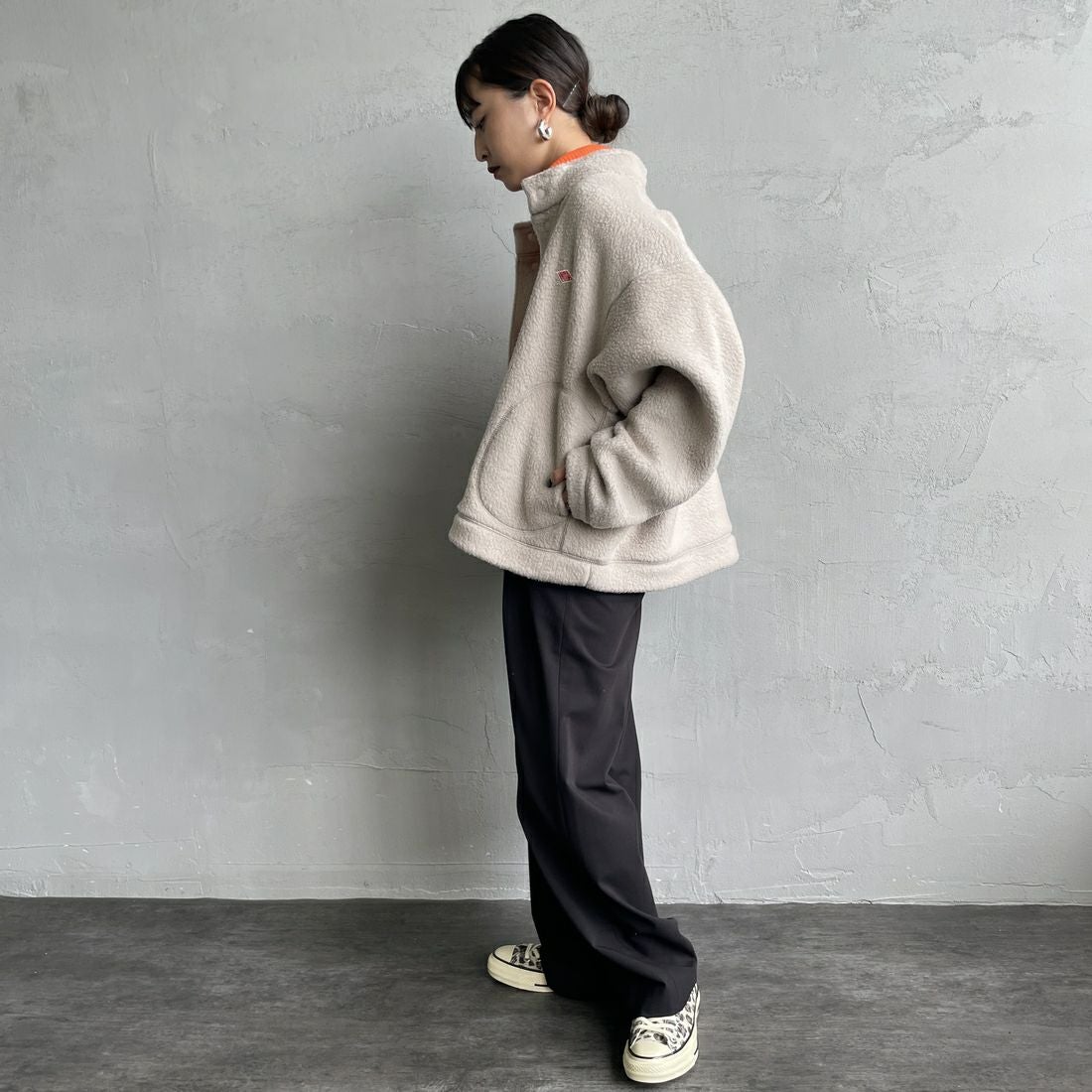 DANTON [ダントン] ダブルフェイスボア スタンドカラージャケット [DT-A0699WNN] BEIGE &&モデル身長：150cm 着用サイズ：M&&