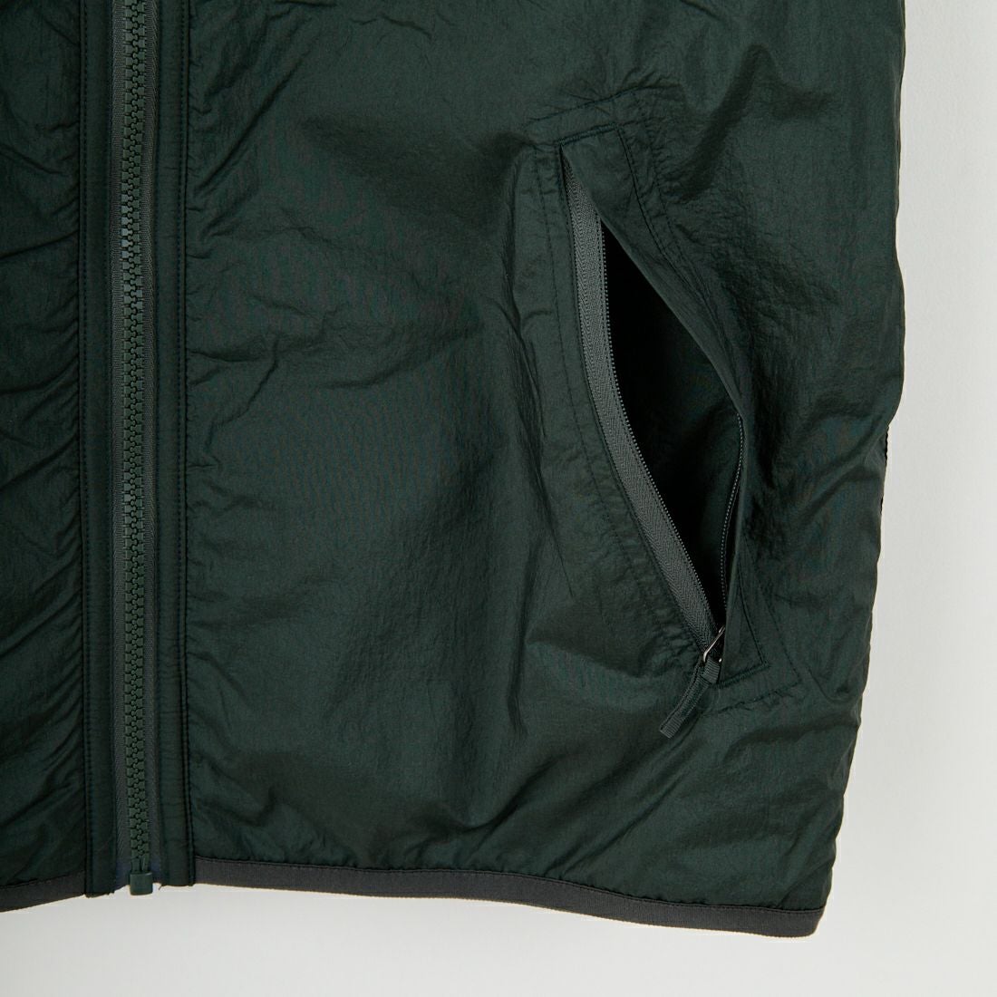 THE NORTH FACE [ザ ノースフェイス] リバーシブル エクストリームパイルフリースベスト [NP72537] CA