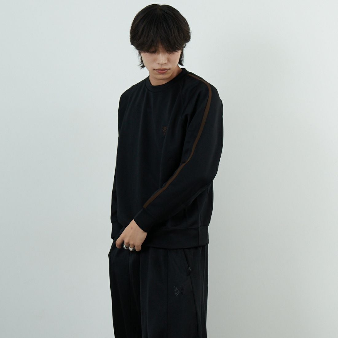 South2West8 [サウスツーウエストエイト] トレーナー クルーネックシャツ [RW635] C BLACK &&モデル身長：179cm 着用サイズ：M&&