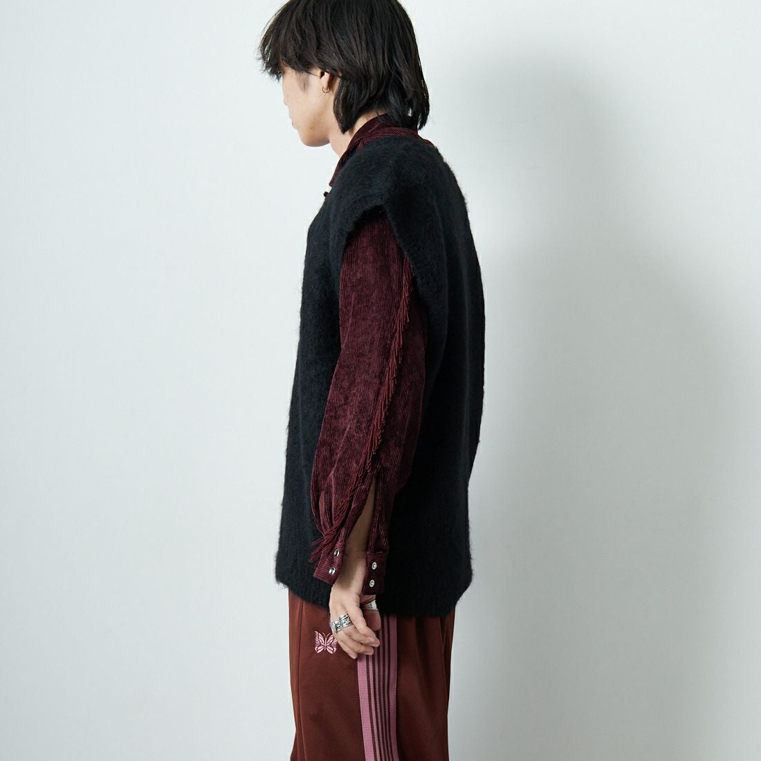 Needles [ニードルズ] モヘアニットベスト SOLID [RW359] C BLACK &&モデル身長：179cm 着用サイズ：M&&