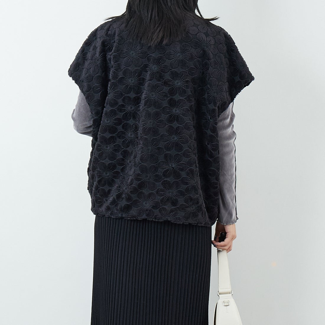 RhodolirioN [ロドリリオン] ファーボレロ [RV1031] BLACK &&モデル身長：167cm 着用サイズ：ONE SIZE&&