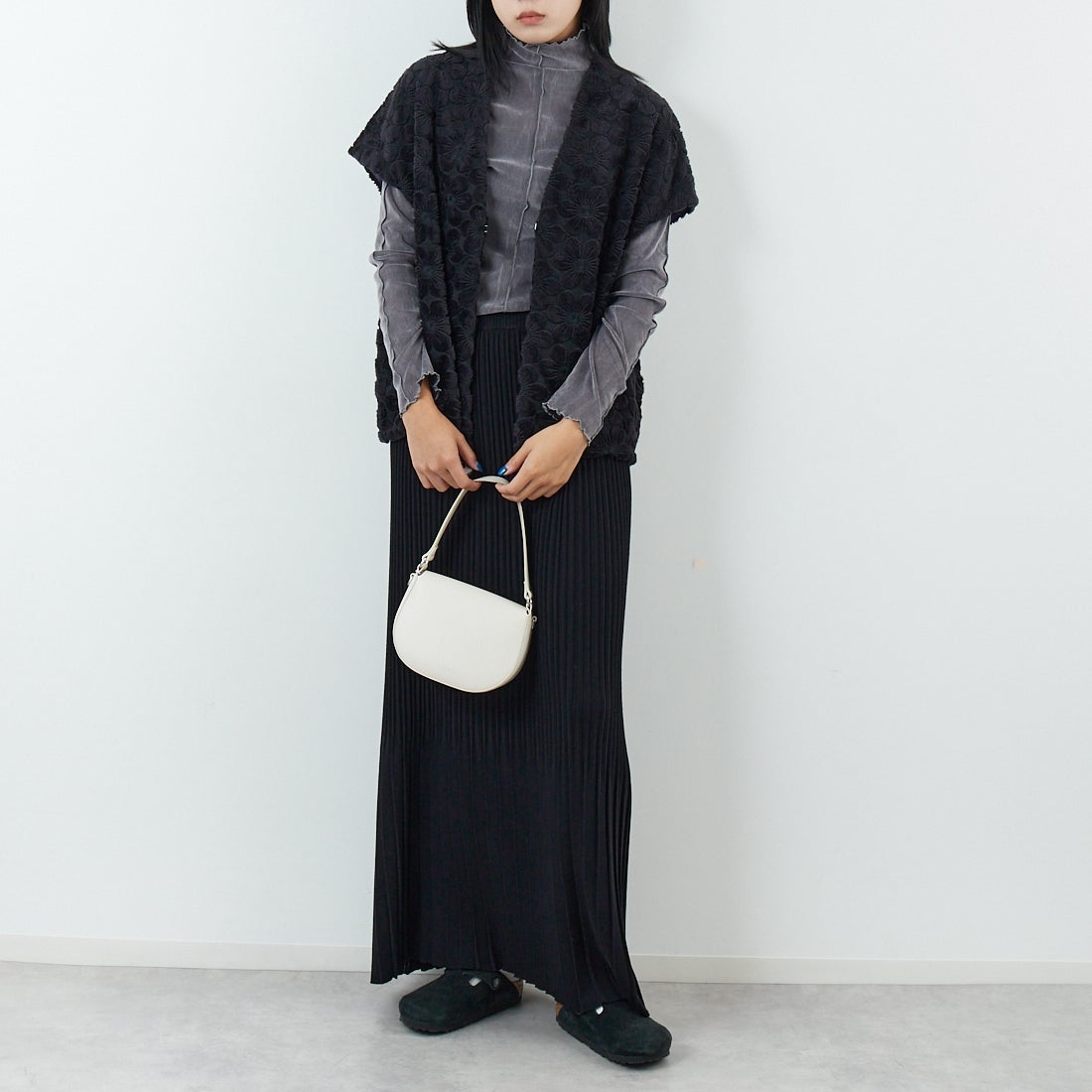 RhodolirioN [ロドリリオン] ファーボレロ [RV1031] BLACK &&モデル身長：167cm 着用サイズ：ONE SIZE&&