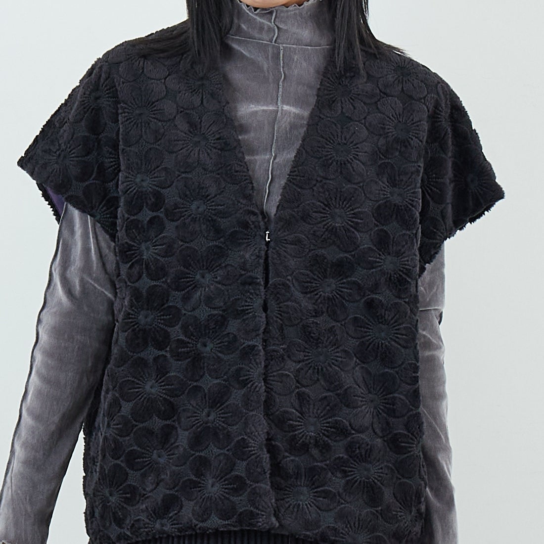 RhodolirioN [ロドリリオン] ファーボレロ [RV1031] BLACK &&モデル身長：167cm 着用サイズ：ONE SIZE&&