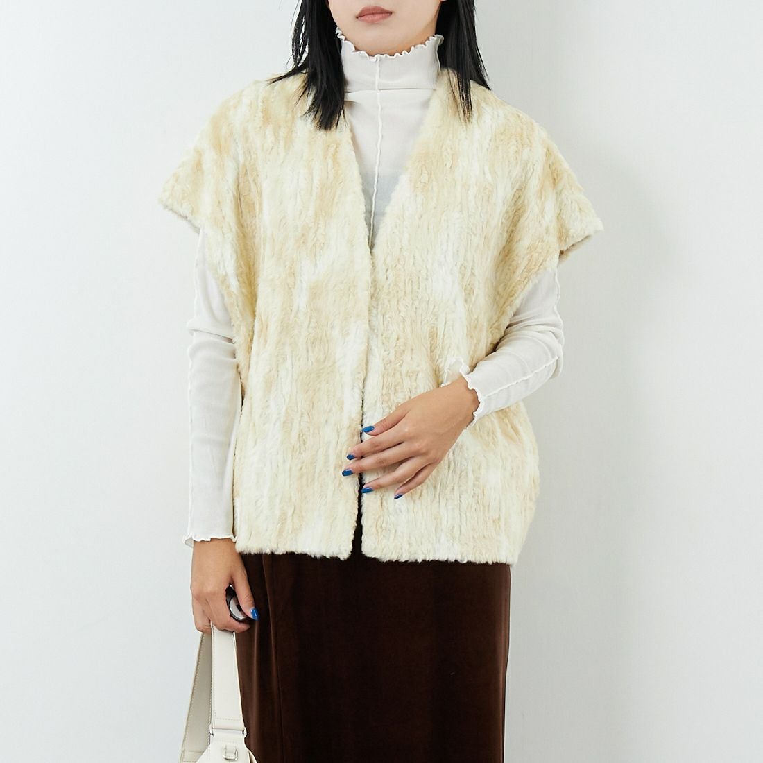 RhodolirioN [ロドリリオン] エコファー ボレロ [RV1033] NATURAL &&モデル身長：167cm 着用サイズ：ONE SIZE&&