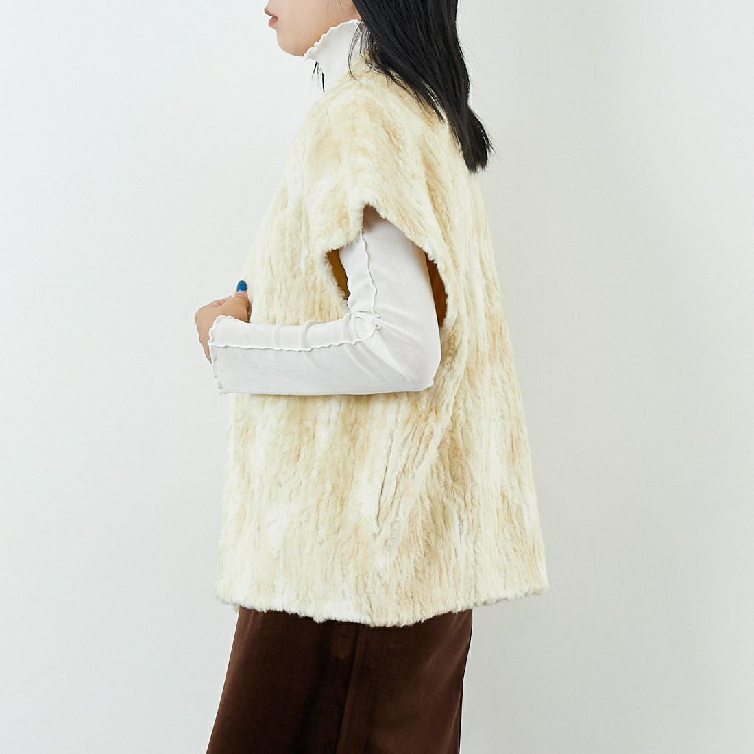 RhodolirioN [ロドリリオン] エコファー ボレロ [RV1033] NATURAL &&モデル身長：167cm 着用サイズ：ONE SIZE&&