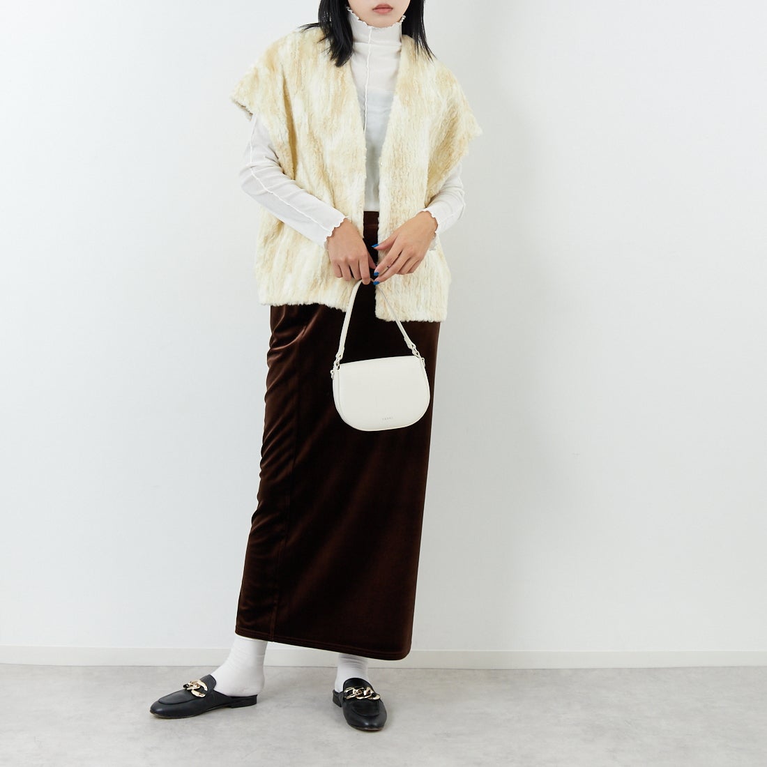 RhodolirioN [ロドリリオン] エコファー ボレロ [RV1033] NATURAL &&モデル身長：167cm 着用サイズ：ONE SIZE&&