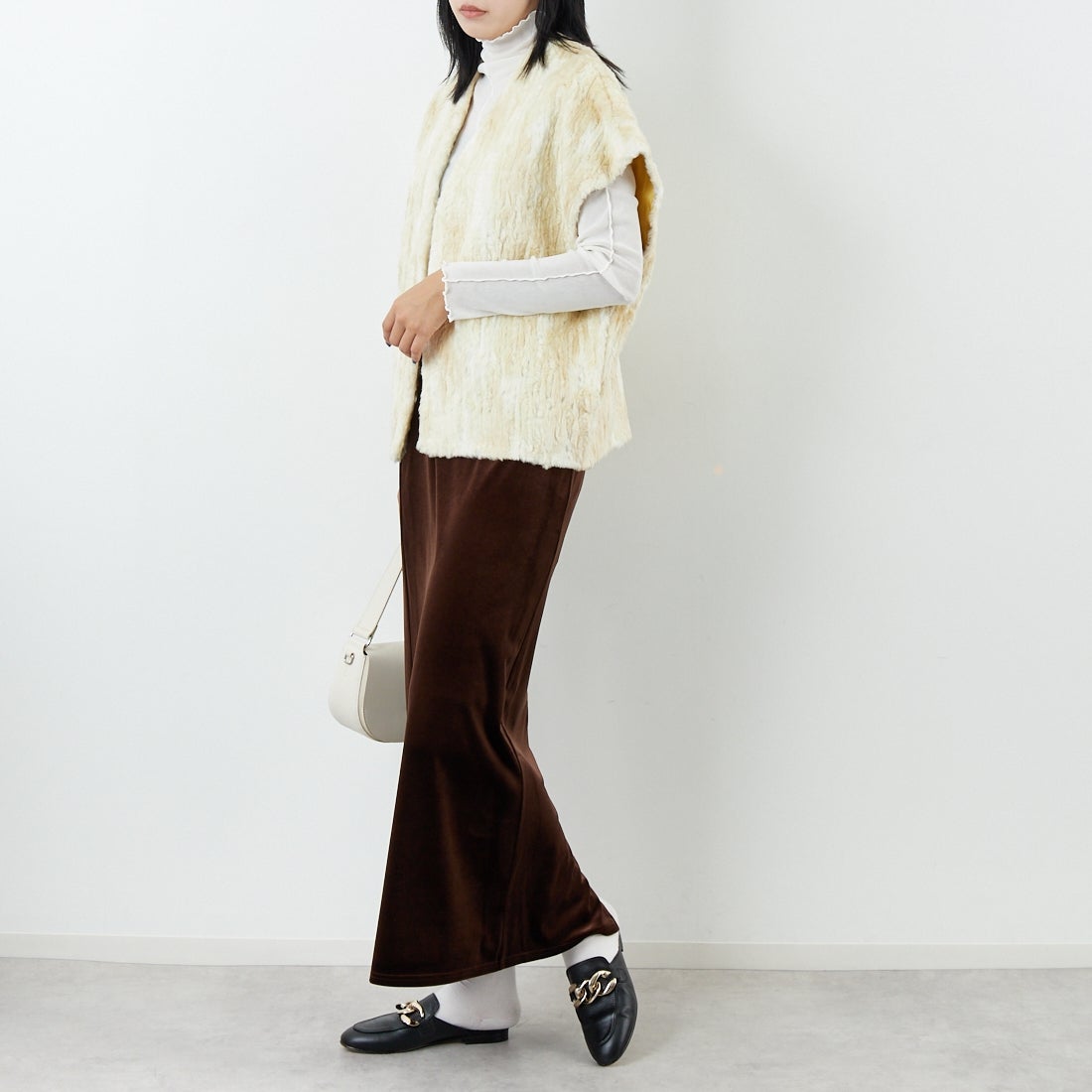 RhodolirioN [ロドリリオン] エコファー ボレロ [RV1033] NATURAL &&モデル身長：167cm 着用サイズ：ONE SIZE&&
