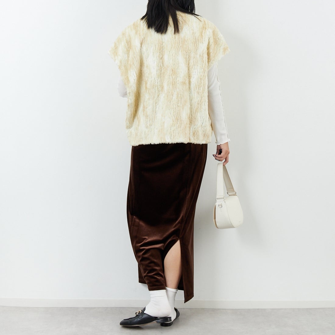 RhodolirioN [ロドリリオン] エコファー ボレロ [RV1033] NATURAL &&モデル身長：167cm 着用サイズ：ONE SIZE&&
