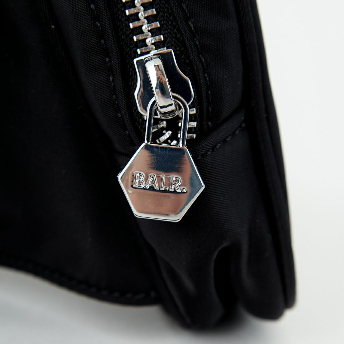 BALR. [ボーラー] ナイロンクラシックウエストバッグ [B62201027] JET BLACK