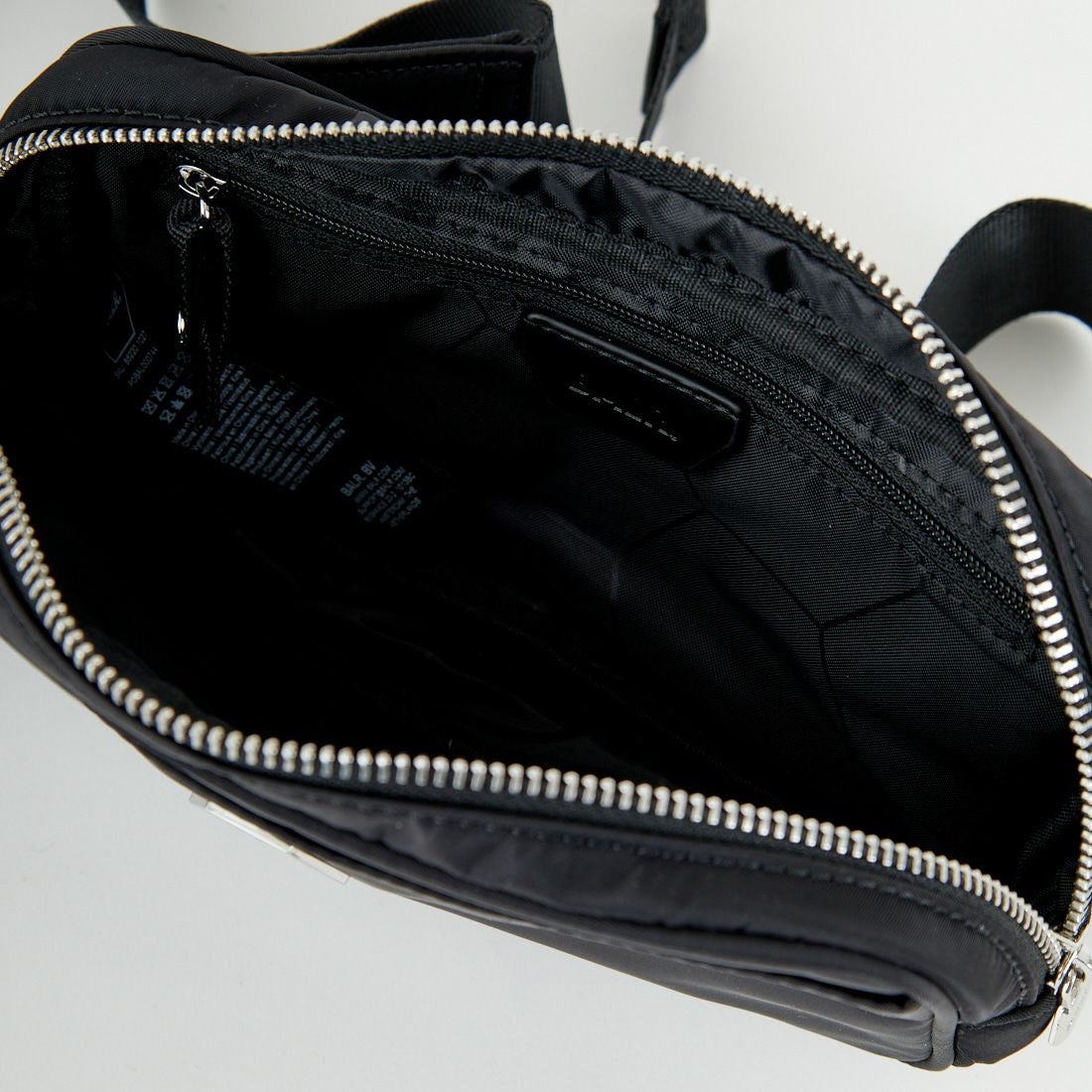 BALR. [ボーラー] ナイロンクラシックウエストバッグ [B62201027] JET BLACK