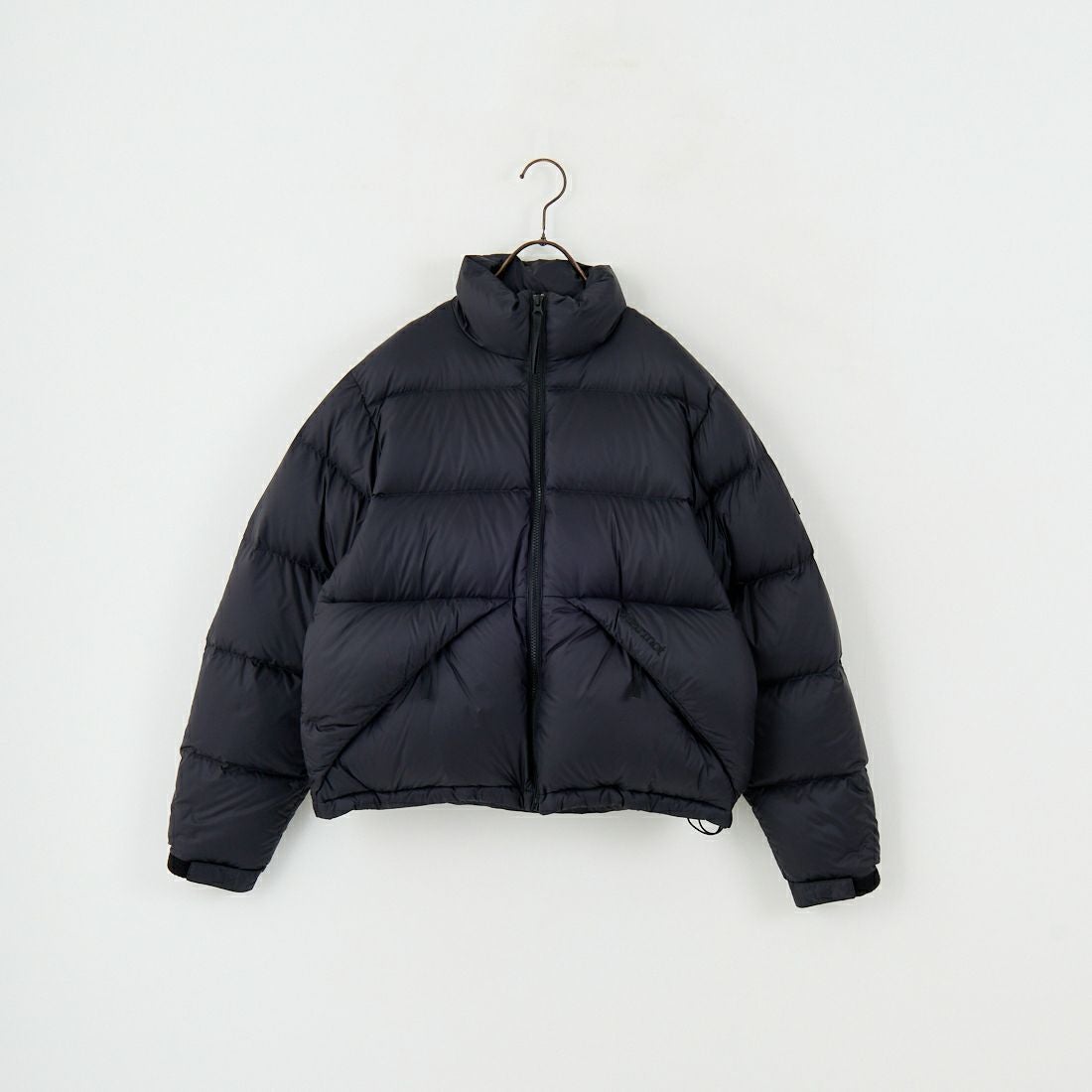 Marmot [マーモット] 別注 ワンポイントロゴ ダウンジャケット [MTFW25UDW329IN-JF] BLACK