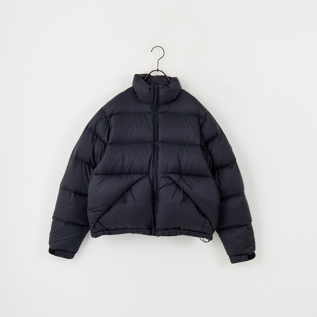 Marmot [マーモット] 別注 ワンポイントロゴ ダウンジャケット [MTFW25UDW329IN-JF] BLACK