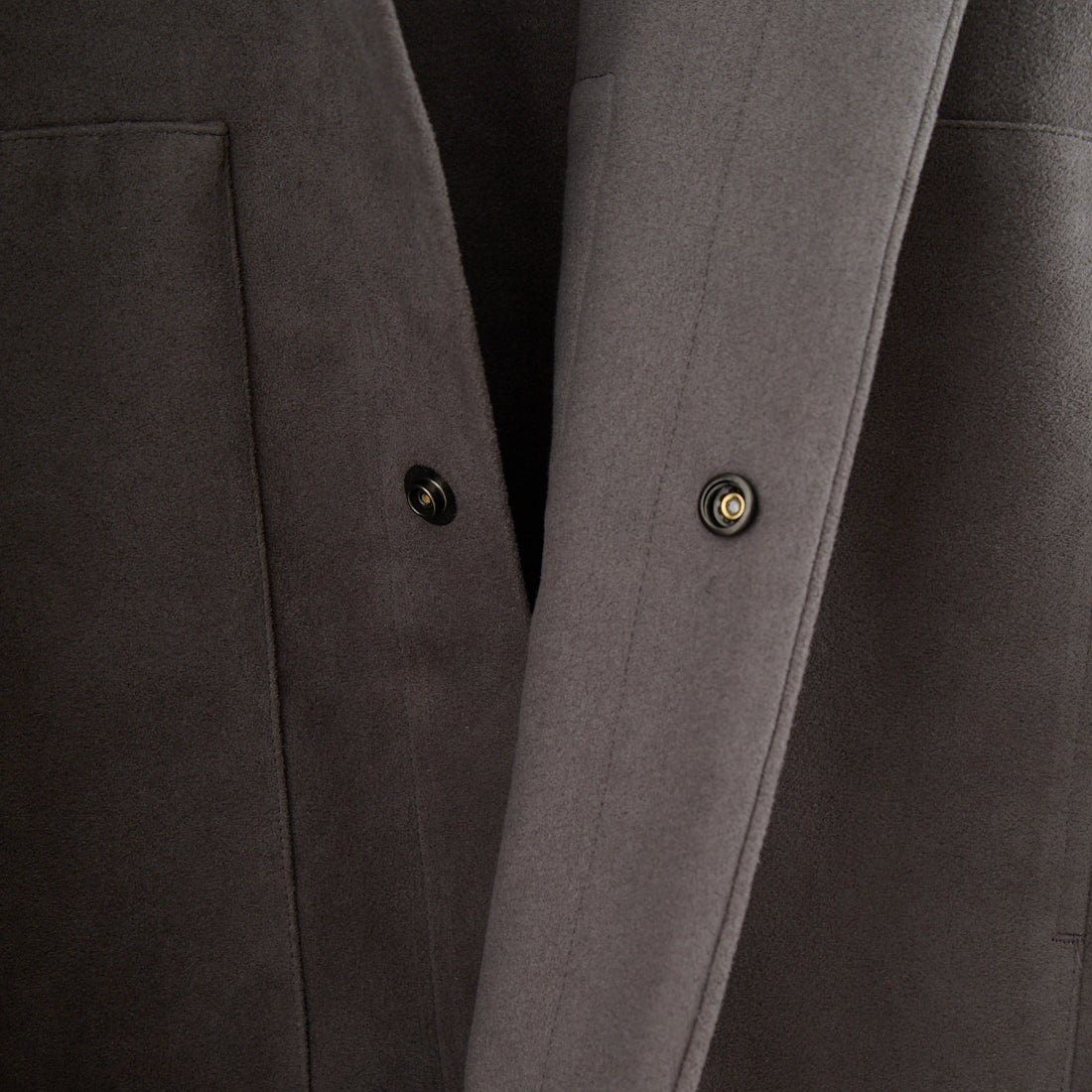 STILL BY HAND [スティルバイハンド] シンセティックレザーオーバーシャツ [BL06253] GREY