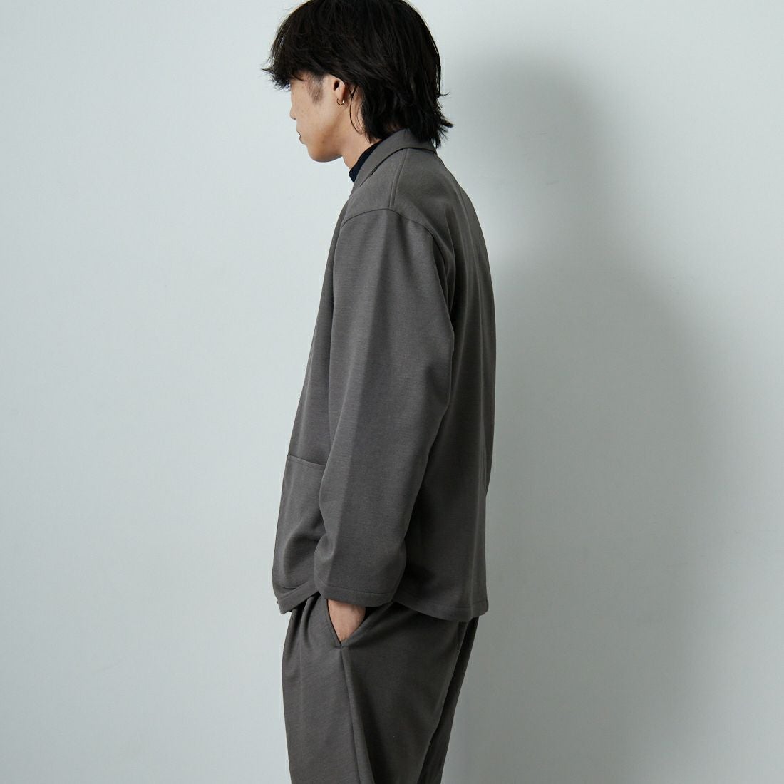 STILL BY HAND [スティルバイハンド] ウールジャージージャケット [CS03253] GREIGE &&モデル身長：179cm 着用サイズ：46&&