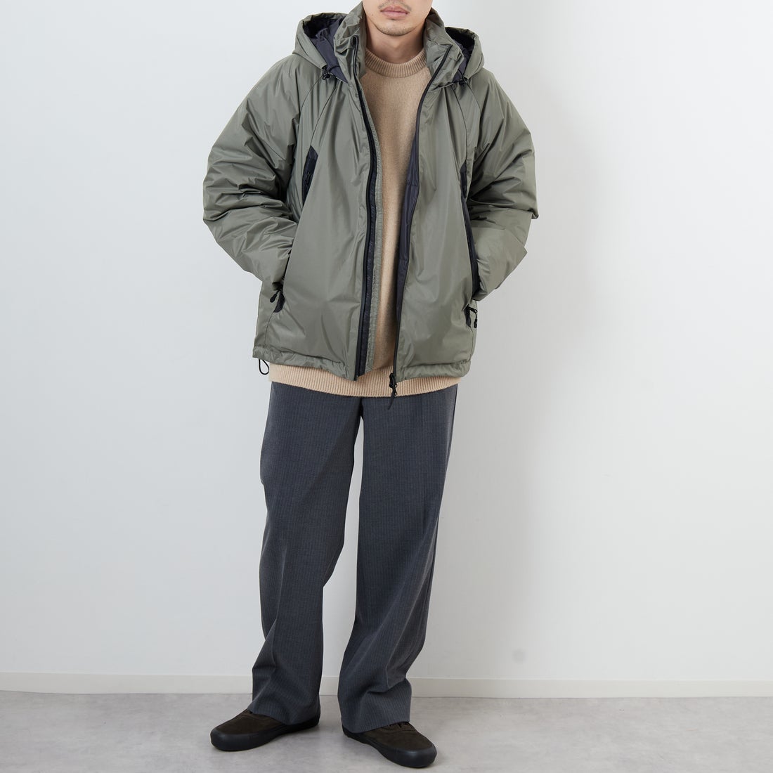 JEANSFACTORY × NANGA [ジーンズファクトリー × ナンガ] 別注 オーロラテックスダウンジャケット [JMP-254-030-JF] O.D GREEN &&モデル身長：168cm 着用サイズ：L&&