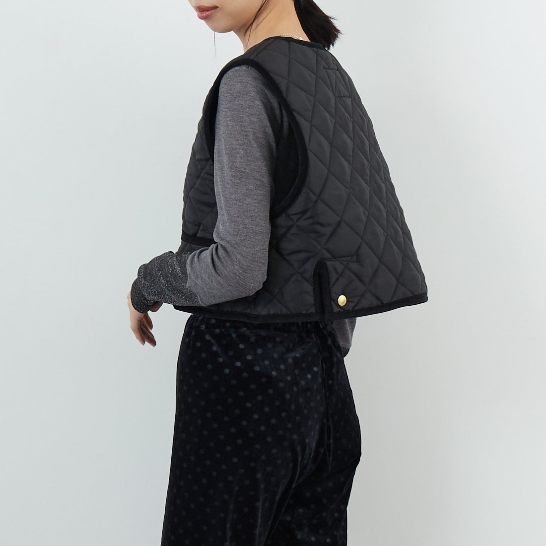 Traditional Weatherwear [トラディショナル ウェザーウェア] アークリー ジレ [L252APQVS0308AA] AA01 BK/BK &&モデル身長：162cm 着用サイズ：34&&