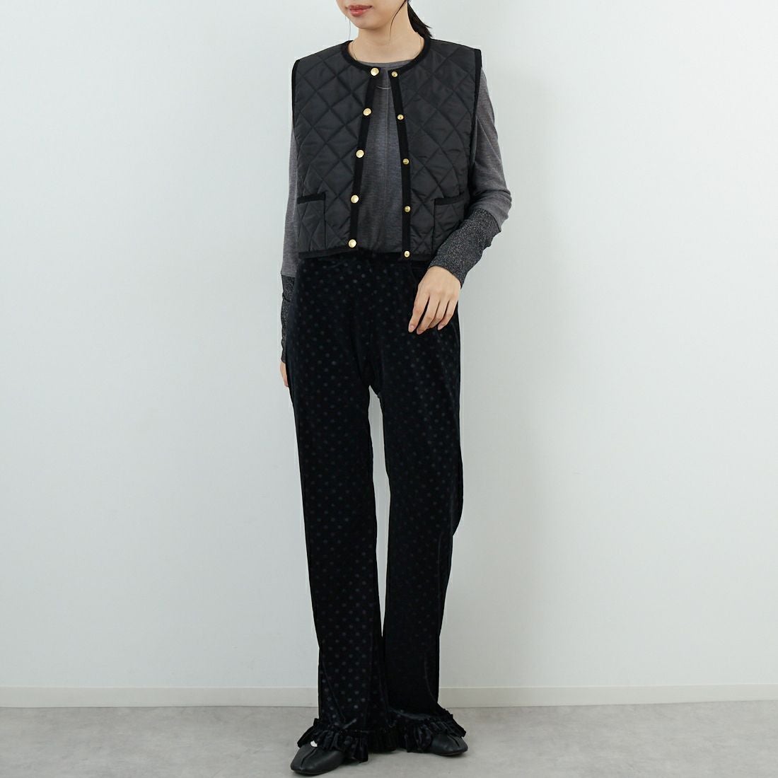 Traditional Weatherwear [トラディショナル ウェザーウェア] アークリー ジレ [L252APQVS0308AA] AA01 BK/BK &&モデル身長：162cm 着用サイズ：34&&