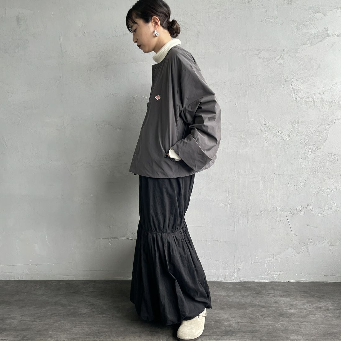 DANTON [ダントン] カラーレスワイドジャケット [DT-A0672PNT] CHARCOAL &&モデル身長：150cm 着用サイズ：36&&