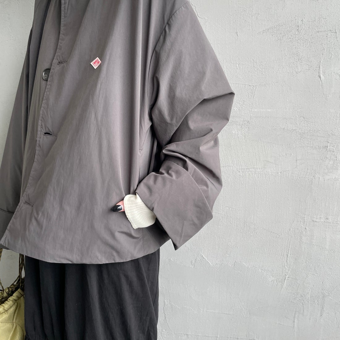 DANTON [ダントン] カラーレスワイドジャケット [DT-A0672PNT] CHARCOAL &&モデル身長：150cm 着用サイズ：36&&