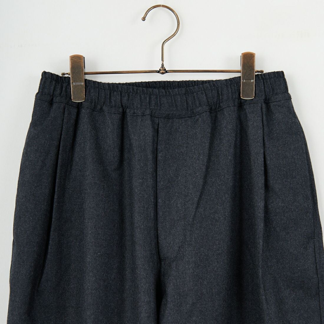 STILL BY HAND [スティルバイハンド] 別注 ウールワイドスピンドルパンツ [2503JF-EX06-JF] CHARCOAL