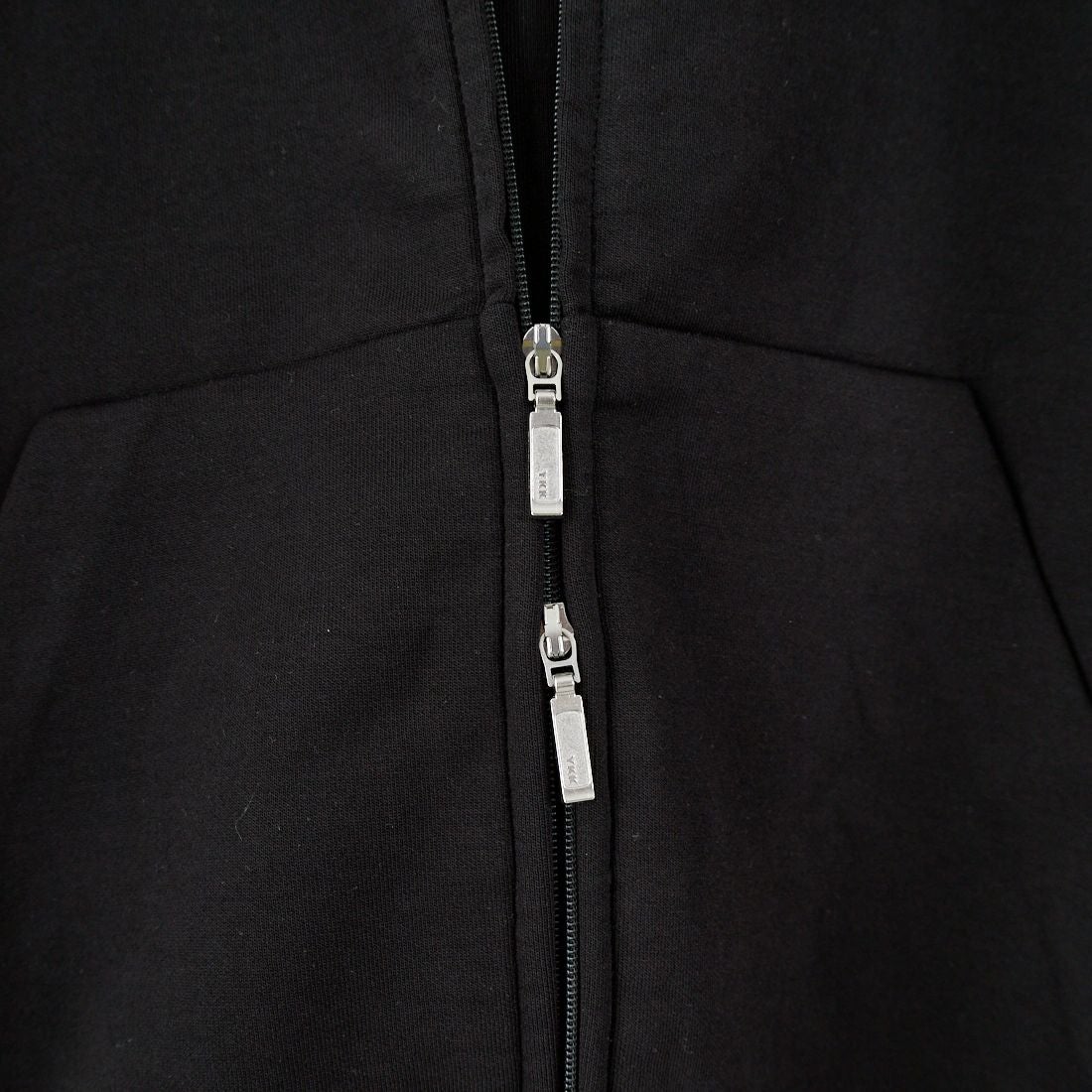 Noir Fabrik [ヌワールファブリック] コットンダンボールジップフーディ [653711] BLACK