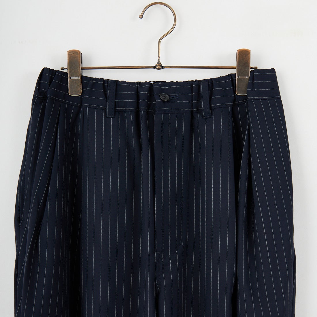 STILL BY HAND [スティルバイハンド] 別注 ウールツータックパンツ [2503JF-EX08-JF] NAVY ST