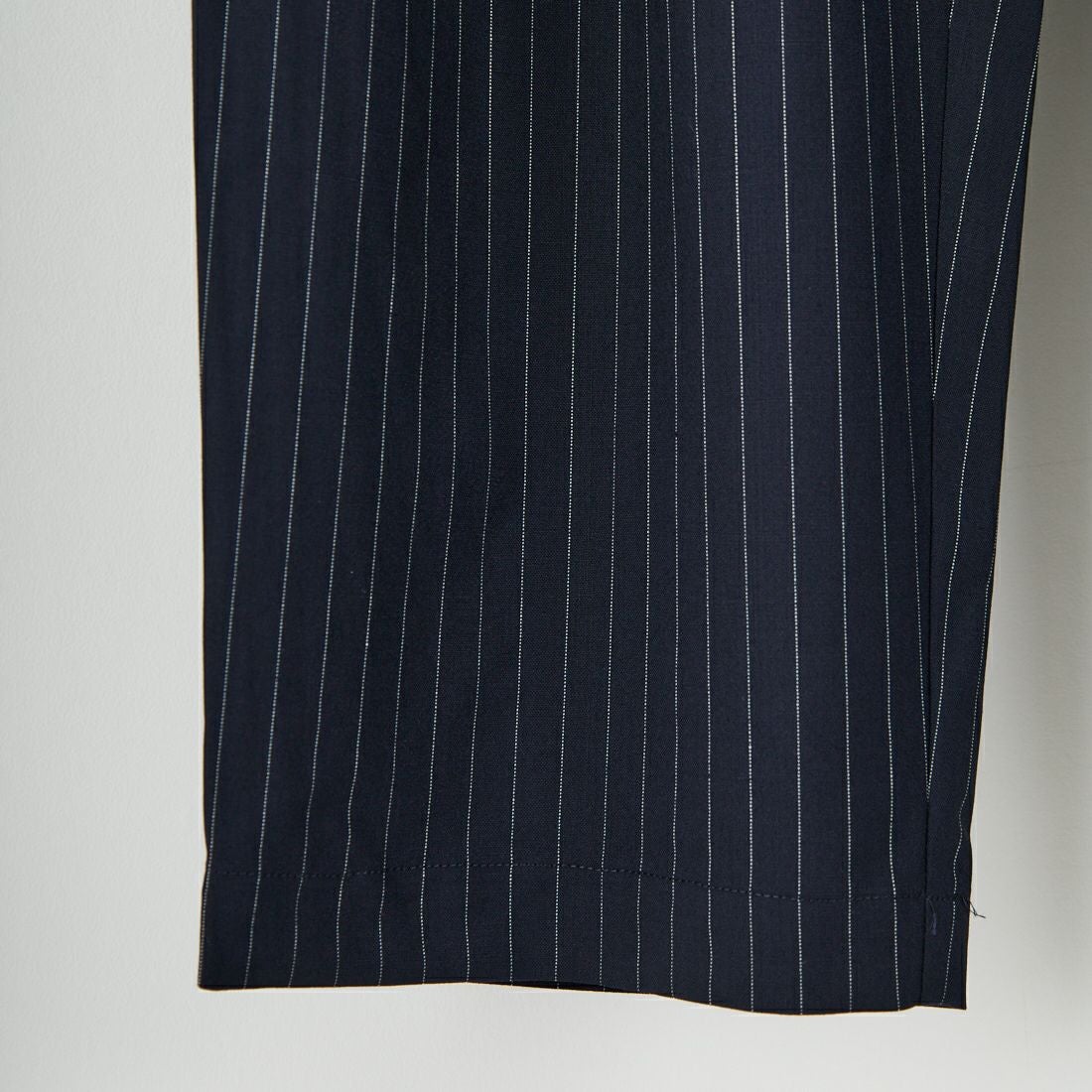 STILL BY HAND [スティルバイハンド] 別注 ウールツータックパンツ [2503JF-EX08-JF] NAVY ST