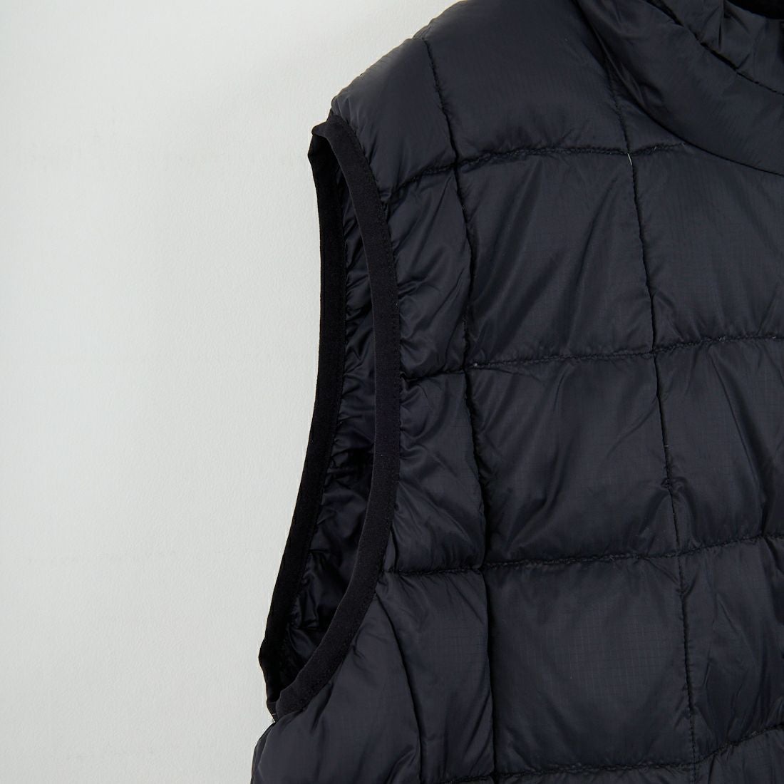 MANHATTAN PORTAGE [マンハッタンポーテージ] スタンドカラーダウンベスト [25FW-MP-TAION09] 09 BLACK