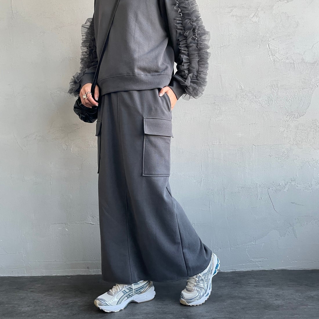 08 CHARCOA&&モデル身長：159cm 着用サイズ：F&&