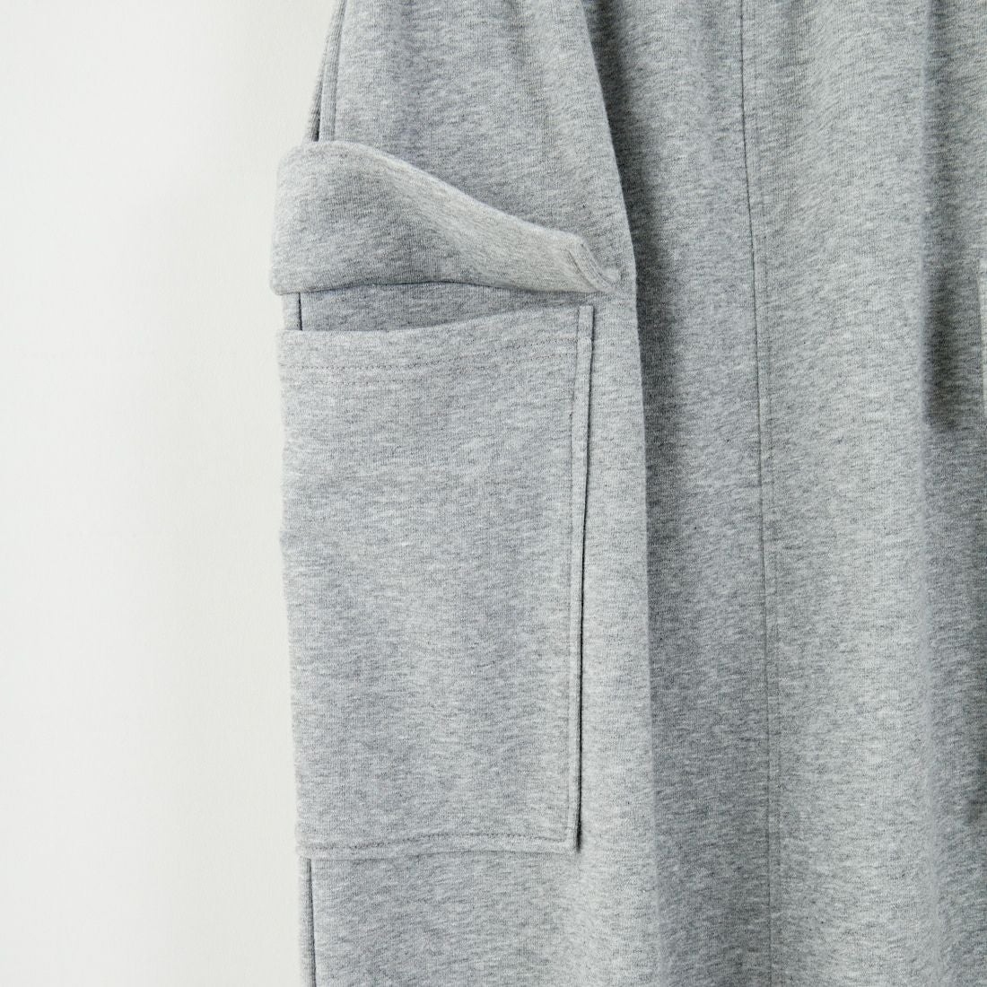 nenom [ネノム] カーゴデザイン ナローロングスウェットスカート [NE24132085] 06 T.GRAY