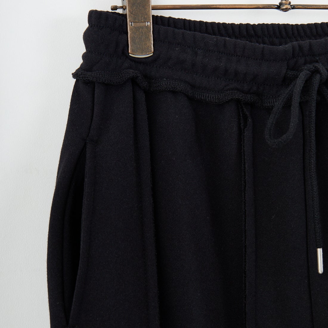 nenom [ネノム] アウトシーム スウェットパンツ [NE25132015] 09 BLACK