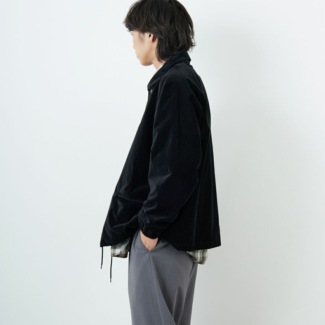 THE FOX [ザフォックス] 別注 ワンポイントロゴ ラグランスリーブコーチジャケット [PN25F002-JF] BLACK &&モデル身長：179cm 着用サイズ：L&&