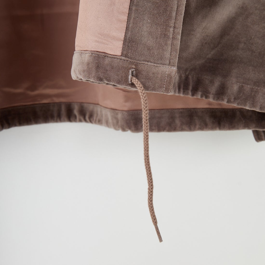 THE FOX [ザフォックス] 別注 ワンポイントロゴ ラグランスリーブコーチジャケット [PN25F002-JF] BEIGE