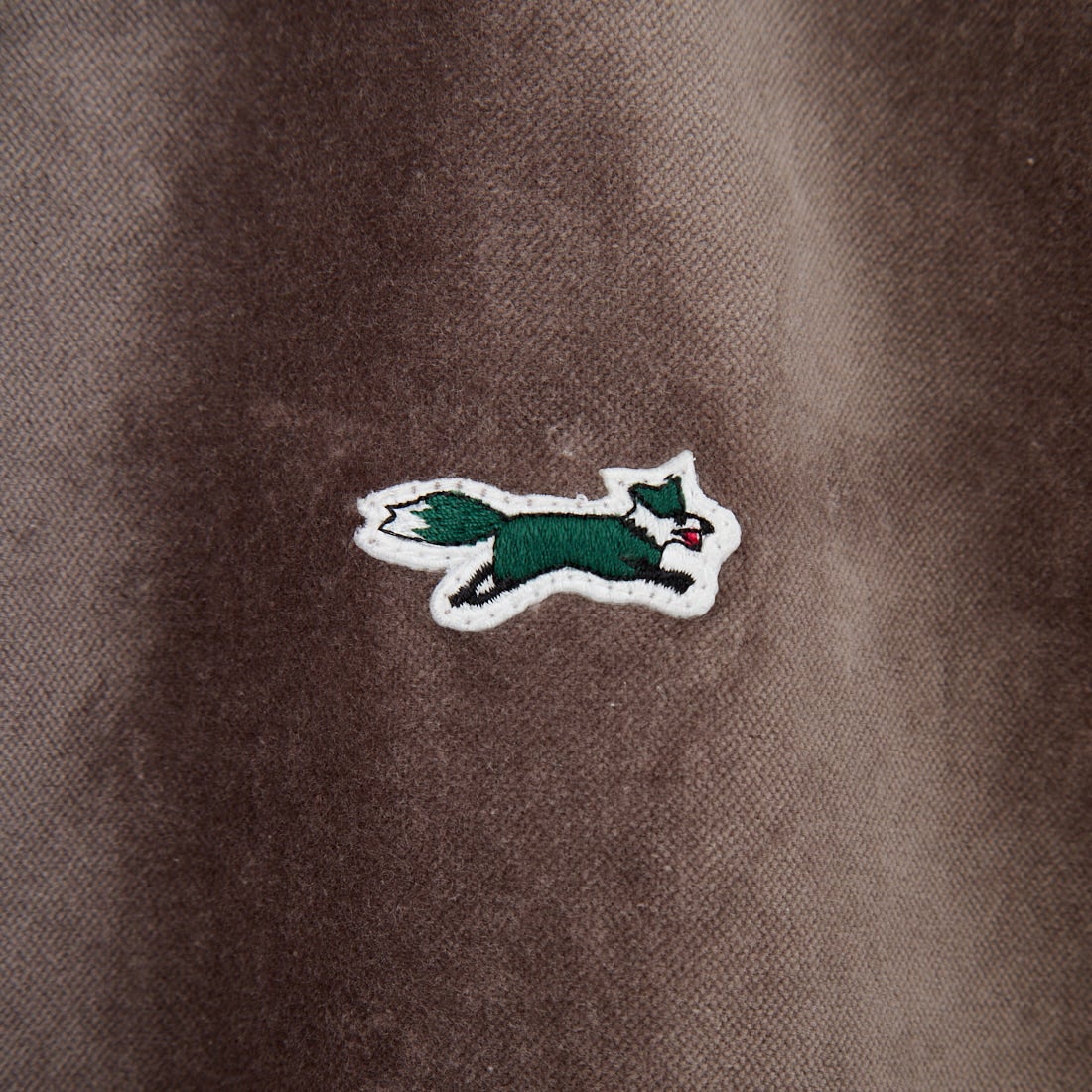 THE FOX [ザフォックス] 別注 ワンポイントロゴ ラグランスリーブコーチジャケット [PN25F002-JF] BEIGE
